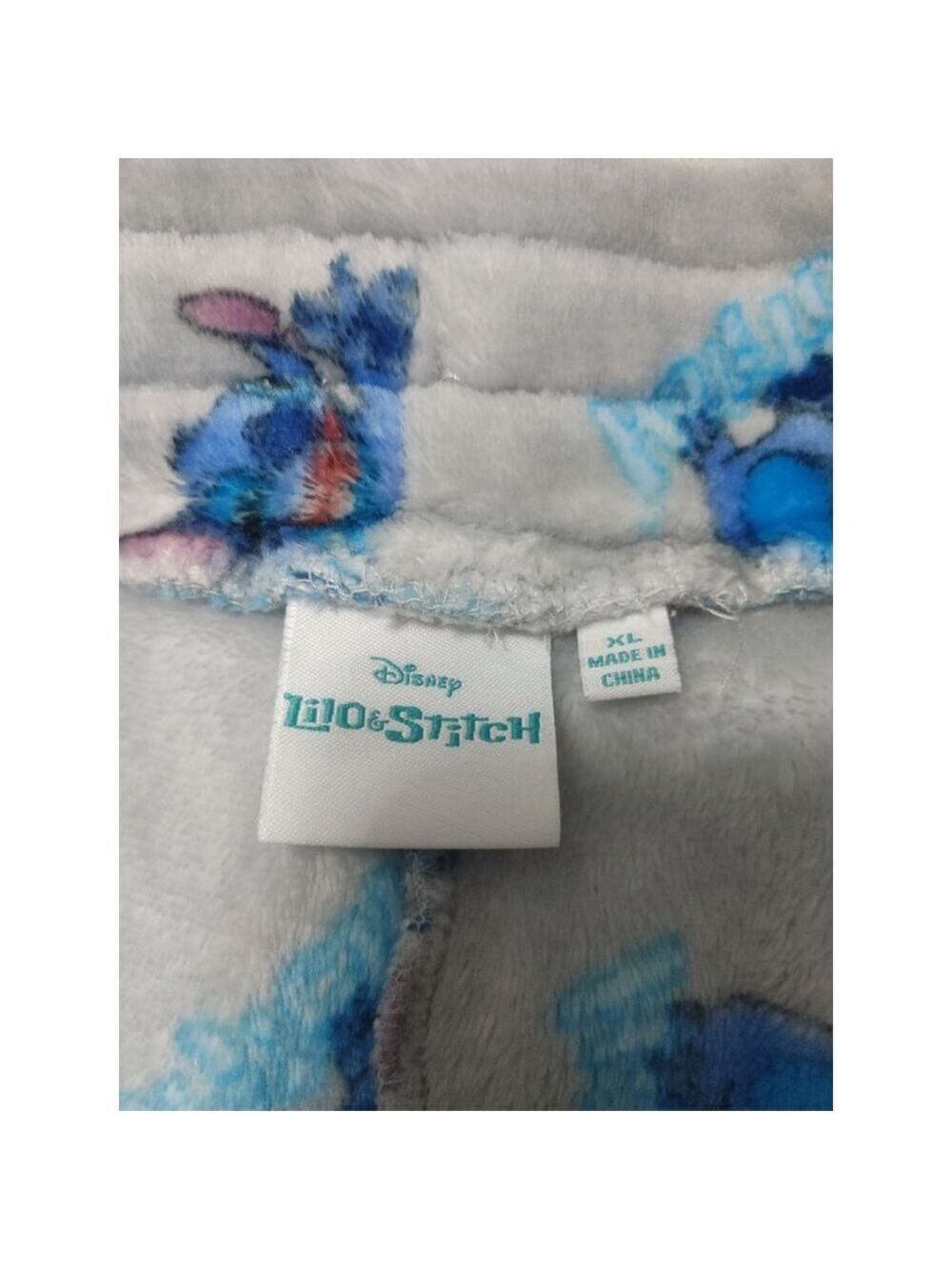 Women's Disney Lilo & Stitch Pajama Set XL White Gray - Picture 3 of 13